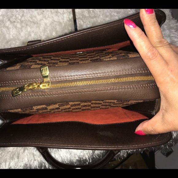 Louis Vuitton Triana - Picture 7 of 13